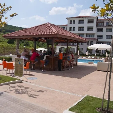 Apartment Harmony Hills Poseidon